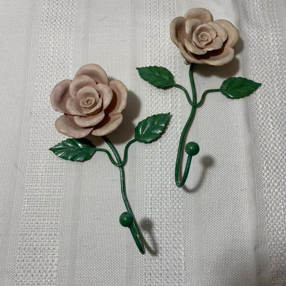 Pair of cute rose flower hooks